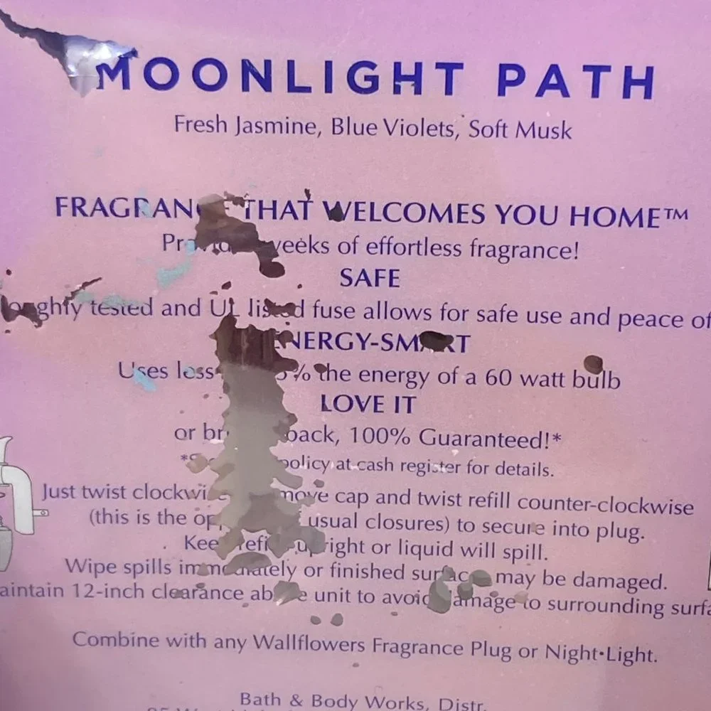 DAMAGED Bath & Body Works Wallflowers Moonlight Path 8-2 Packs DISCONTINUED